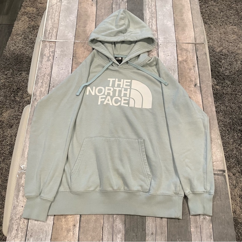 The North Face Women's Hoodie Size Small